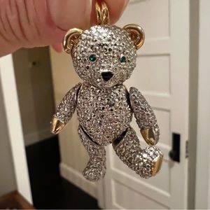 Teddy bear pin/pendant